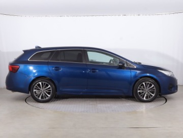 Toyota Avensis III Wagon Facelifting 2015 2.0 D-4D 143KM 2015 Toyota Avensis 2.0 D-4D, Salon Polska, Serwis ASO, zdjęcie 5