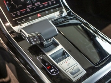 Audi Q7 II 2025 AUDI Q7 55 TFSI e quattro S Line Suv 3.0 (394KM) 2025, zdjęcie 12