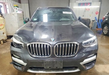 BMW X3 G01 SUV 2.0 30i 252KM 2018 BMW X3 Auta z USA - Zapytaj o wiecej ofert 2.0 Benzyna 252KM, zdjęcie 2
