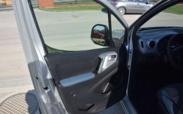 Citroen Berlingo II Combi 1.6 HDI 92KM 2011 Citroen Berlingo 1.6 HDI Partner Klima Bez Korozji Zadbany Sprowadzony Opl, zdjęcie 21