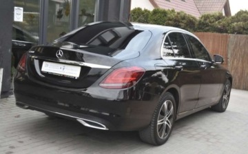 Mercedes Klasa C W205 Limuzyna Facelifting 1.6 C180 156KM 2019 Mercedes-Benz Klasa C Mercedes-Benz Klasa C 180 Business Edition 9G-TRONIC, zdjęcie 4
