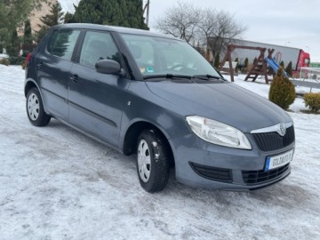 Skoda Fabia II Hatchback Facelifting 1.2 HTP 70KM 2011 Skoda Fabia 1.2 70KM Lift Klima Serwis Sprawdz 1.2 Benzyna 70KM, zdjęcie 3