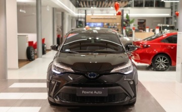 Toyota C-HR I Crossover Facelifting 1.8 Hybrid 122KM 2021 Toyota C-HR 1.8 Hybrid Style 1.8 Hybryda 122KM, zdjęcie 1