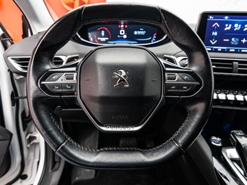 Peugeot 5008 II Crossover 1.6 THP 165KM 2017 PEUGEOT 5008 1.6 THP Suv 165KM 2017, zdjęcie 10