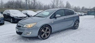 Opel Astra J Hatchback 5d 1.7 CDTI ECOTEC 110KM 2010 Opel Astra Jeden Właściciel Zarejestrowany 1.7, zdjęcie 3