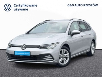 Volkswagen Golf VIII Variant 1.5 eTSI 130KM 2023 Volkswagen Golf 1.5 eTSI FV 23 Gwarancja 1.5 Benzyna 129KM