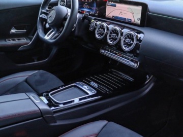 Mercedes Klasa A W177/V177 Hatchback AMG Facelifting 2.0 A35 306KM 2026 35 4M Pakiet AMG Advanced Plus + Kamera cofania + Reflektory LED, zdjęcie 8