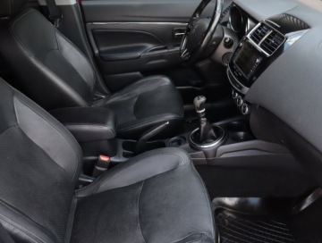 Mitsubishi ASX I SUV Facelifting 2015 1.6 DI-D 114KM 2016 Mitsubishi ASX 1.6 DI-D, Skóra, Navi, Xenon, zdjęcie 8