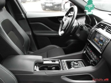 Jaguar F-Pace SUV 3.0 TDV6 300KM 2018 Jaguar F-Pace 3,0 D tylko 43t.km. R-SPORT 300KM kamera pdc 3.0 Diesel, zdjęcie 20