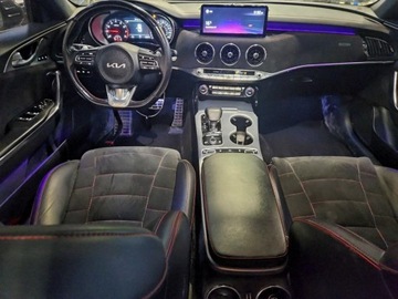 Kia Stinger 2022 Kia Stinger Gt2 2022 3.3 Benzyna 368KM, zdjęcie 8