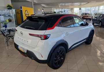 Opel Mokka II SUV 1.2 Turbo 130KM 2023 Opel Mokka - maly przebieg 1.2 Benzyna 130KM, zdjęcie 2