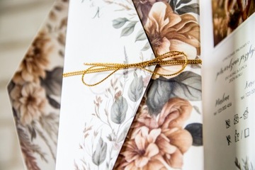 Приглашения на свадьбу в бежевом конверте DL - цветы - Ваше фото - ВЫКРОЙКИ