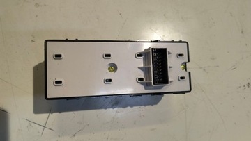 KIA RIO 4 IV 17- PANEL PŘEPÍNAČ SKEL ŘIDIČE 93570-H8000