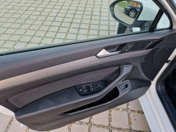 Volkswagen Passat B8 Limousine Facelifting 1.5 TSI EVO 150KM 2020 Volkswagen Passat DSG. Led. VAT 23%. 1.5 benzynka, zdjęcie 19