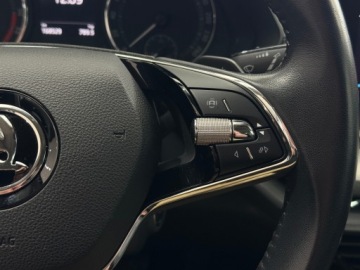 Skoda Octavia IV Kombi 2.0 TDI 115KM 2022 Skoda Octavia Ambition / LED / Kamera cofania / Ca, zdjęcie 20