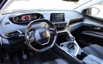 Peugeot 5008 II Crossover 1.6 BlueHDI 120KM 2018 Peugeot 5008 Zarejestrowany Bezwypadkowy 1.6 Diesel 120KM, zdjęcie 11