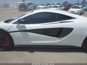  McLaren 570S Coupe 2016, 3.8, RWD, od ubezpieczalni 3.8 Benzyna 575KM, zdjęcie 11