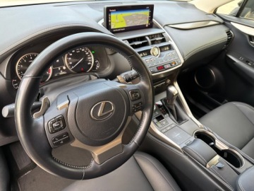 Lexus NX I SUV Facelifting 300 238KM 2021 LEXUS NX 300 F Impression 4x4 E-FOUR | Polski Salon | Biała perła | JakNOWY, zdjęcie 21