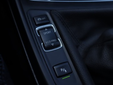 BMW Seria 1 F20-F21 Hatchback 5d Facelifting 2017 118i 136KM 2019 BMW 1 118i, Salon Polska, Klima, Klimatronic, zdjęcie 16