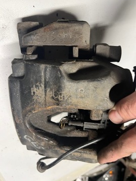 MERCEDES GLS ML 166 3.0 D TŘMENY PŘEDNÍ