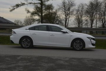 Peugeot 508 II Sedan 1.5 BlueHDI 130KM 2020 Peugeot 508 1.5BlueHDi nawi Android Auto Car Play, zdjęcie 10