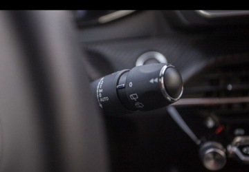 Peugeot 2008 II SUV Facelifting 1.2 PureTech 130KM 2024 Peugeot 2008 PureTech 130 Allure SS EAT8 SalonPL FVat Zadbany 1.2 Benzyna, zdjęcie 28