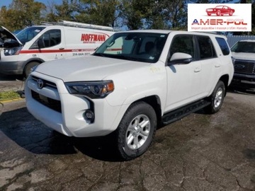 Toyota 2021 Toyota 4-Runner 2021, 4.0L, 4x4, SR5 PREMIUM, po gradobiciu 4.0 Benzyna
