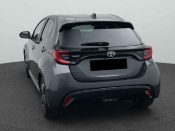Toyota Yaris IV Hatchback Facelifting 1.5 Hybrid Dynamic Force 130KM 2026 Od ręki - Executive 1.5 Hybrid 130KM | Podgrzewane fotele!, zdjęcie 4