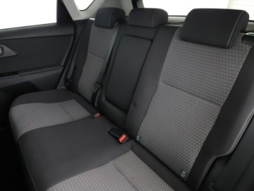 Toyota Auris II Hatchback 5d Facelifting 1.8 Hybrid 136KM 2017 Toyota Auris navi kamera grzane fotele tempomat, zdjęcie 16