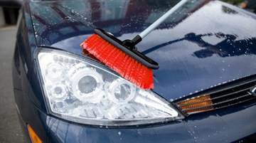 ТЕЛЕСКОПИЧЕСКАЯ ЩЕТКА ДЛЯ МОЙКИ АВТОМОБИЛЕЙ И ФОТОВОЛЬТАИЧЕСКИХ ПАНЕЛЕЙ 250см