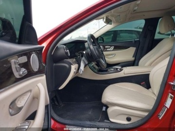 Mercedes Klasa E W213 2020 Mercedes-Benz Klasa E 2020r., 350, od ubezpieczalni 2.0 Benzyna 255KM, zdjęcie 8