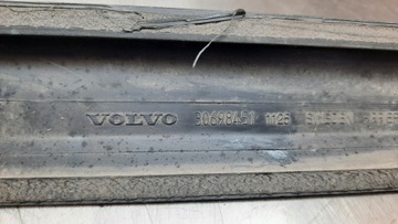 LIŠTA DVEŘE LEVÝ PŘEDNÍ VOLVO XC90 30698451