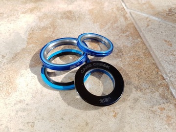 stery CANE CREEK Aer, tapered, zintegrowane, stan SUPER