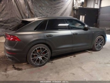 Audi Q8 2023 Audi Q8 Prestige 55, 2023r., 4x4, 3.0L 3.0 Benzyna 335KM, zdjęcie 2