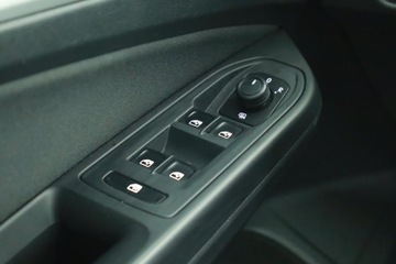 Volkswagen Golf VIII Hatchback 1.0 TSI 110KM 2020 VW Golf 1.0 TSI, Salon Polska, Serwis ASO, zdjęcie 15