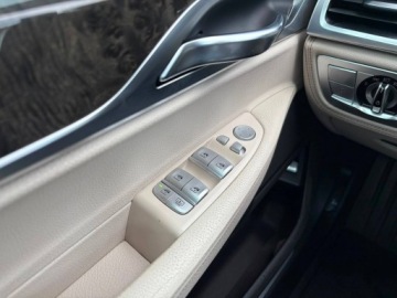 BMW Seria 7 G11-G12 Sedan 750i 450KM 2016 BMW 750 BWM 750Li Executive Drive Pro, Klimatyzowa, zdjęcie 18
