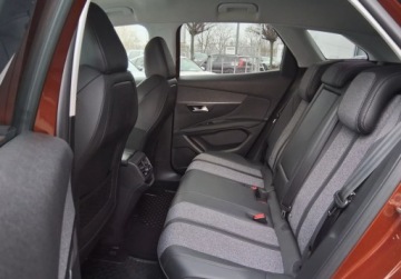 Peugeot 3008 II Crossover 1.2 PureTech 130KM 2019 Peugeot 3008 Peugeot 3008 1,2 PureTech GPF Allure SS EAT8 po wymianie ro, zdjęcie 15