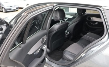 Mercedes Klasa C W205 Kombi Facelifting 1.6 200d 160KM 2018 Mercedes-Benz Klasa C LED, Czujniki Kamer, NAVI, Grzane el. reg. , Fotele, zdjęcie 9