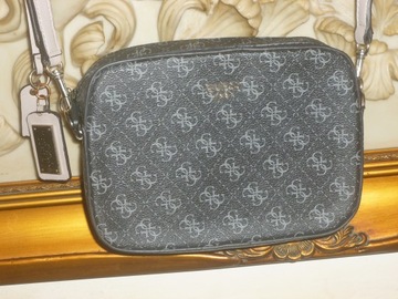 GUESS-22/16CM.