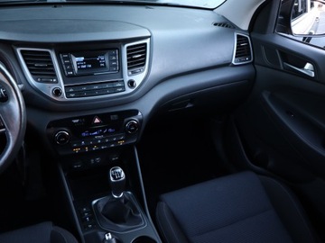 Hyundai Tucson III SUV 1.7 CRDI 115KM 2015 Hyundai Tucson 1.7 CRDi, Salon Polska, Klima, zdjęcie 7