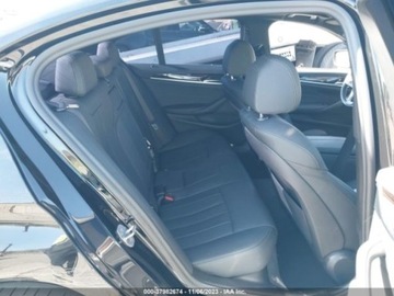 BMW Seria 5 G30-G31 2022 BMW Seria 5 2022 BMW 5 Series 530i Sedan 2.0 Benzyna 248KM, zdjęcie 9