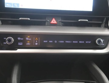 Kia Sportage V SUV 1.6 T-GDI HEV 230KM 2022 Kia Sportage 1.6 T-GDI HEV, Salon Polska, zdjęcie 16