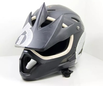 KASK 661 COMP 1 CZARNO-BIAŁY