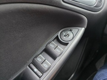 Ford Focus III Kombi Facelifting 1.0 EcoBoost 125KM 2017 Ford Focus 1.0 EcoBoost 125 KM, Grzana Kierownica,, zdjęcie 10