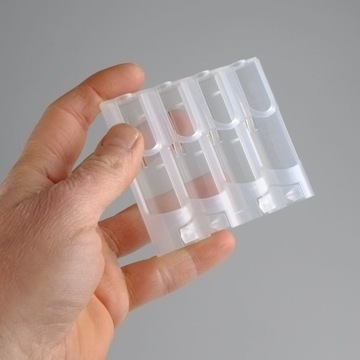 Батарейный кейс для аккумуляторов 18650 Storacell TR