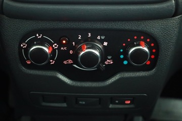 Dacia Lodgy Minivan Facelifting 1.3 TCe 102KM 2020 Dacia Lodgy 1.3 TCe, Salon Polska, Serwis ASO, zdjęcie 9