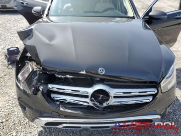 Mercedes GLC C253 2020 Mercedes-Benz GLC _300_4Matic_2.0 L_255 km_2020r_Mala szkoda 2.0 Benzyna, zdjęcie 11