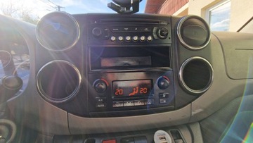 Peugeot Partner II Furgon 1.6 HDi FAP 92KM 2010 Peugeot Partner Tepee 7 Outdoor 1.6HDI bez FAP 7 osób hak, zdjęcie 18