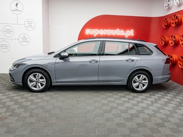 Volkswagen Golf VIII Variant 2.0 TDI 115KM 2022 VOLKSWAGEN Golf 2.0 TDI SCR Life Combi 115KM 2022, zdjęcie 3