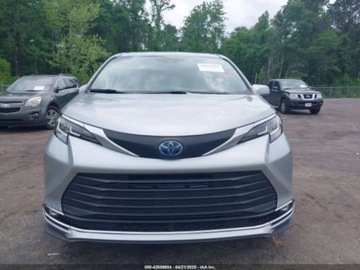 Toyota Sienna III 2021 Toyota Sienna XLE 2021 2.5l 2.5 Hybryda 189KM, zdjęcie 7